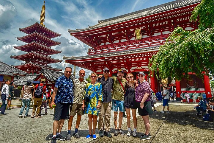 Tokyo Private Discovery Tour | Unique Insights & Must Sees