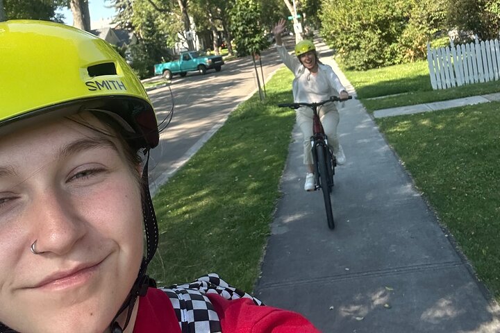 Edmonton City Highlights 3 Hour Bike Tour, E-Bike Upgrade Avail.