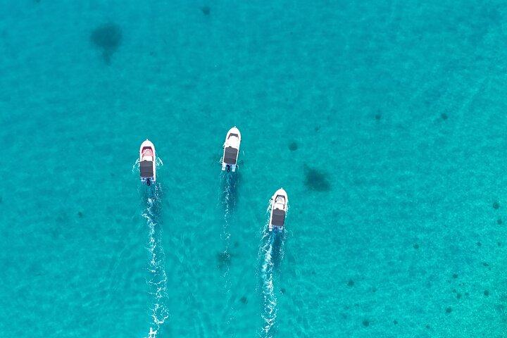 Blue Bay Snorkeling & Cocktails 3 Islands Speedboat Tour