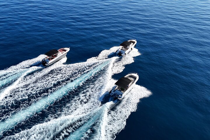 Blue Bay Snorkeling & Cocktails 3 Islands Speedboat Tour