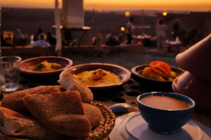 Agafay Desert Dinner, Camel Ride, Fire Show & Traditional Music