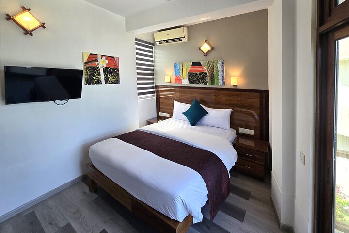 4-Night Maldives Guided Local Experience from Male' Airport