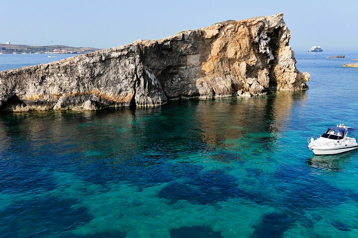 Private Boat Charter Blue Lagoon Crystal Lagoon Comino and Gozo