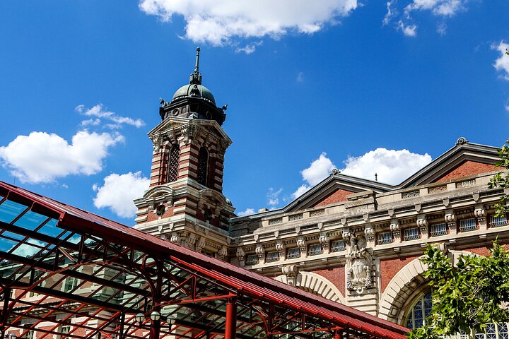 Statue of Liberty & Ellis Island Tour with Reserved Ferry Entry