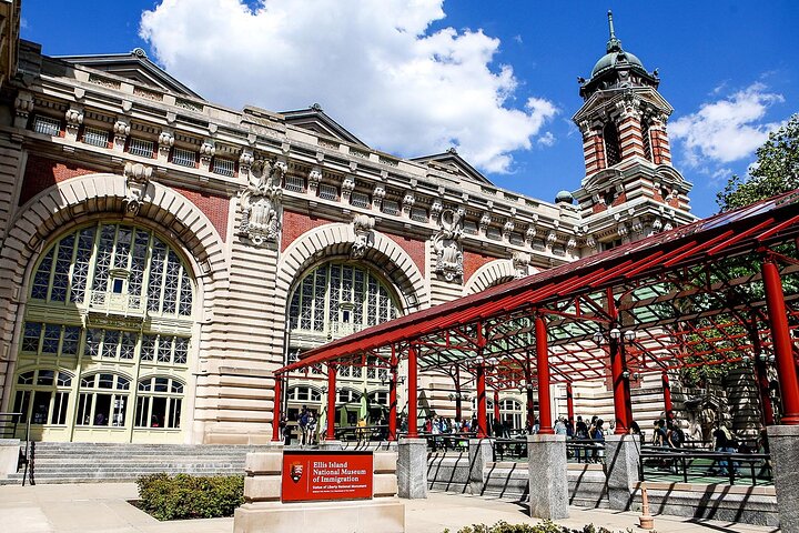 Statue of Liberty & Ellis Island Tour with Reserved Ferry Entry