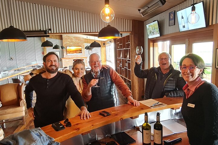 Group of Four Private Barossa Wine Tour with Lunch