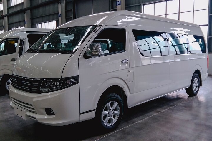 Tawau Airport 1 Way Shared Transfer from/to Semporna