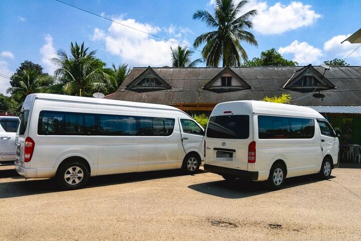 Tawau Airport 1 Way Shared Transfer from/to Semporna