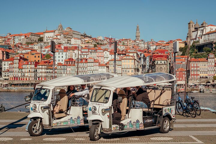 Discover Porto & Gaia Highlights by Private Tuk Tuk (2–4H)