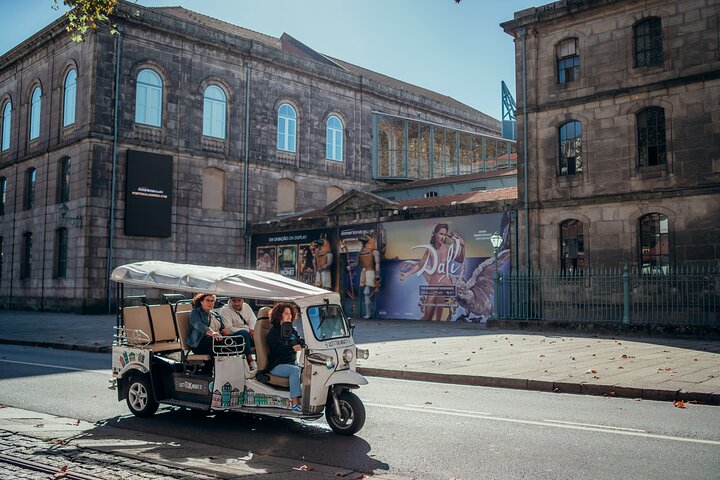 Discover Porto & Gaia Highlights by Private Tuk Tuk (2–4H)