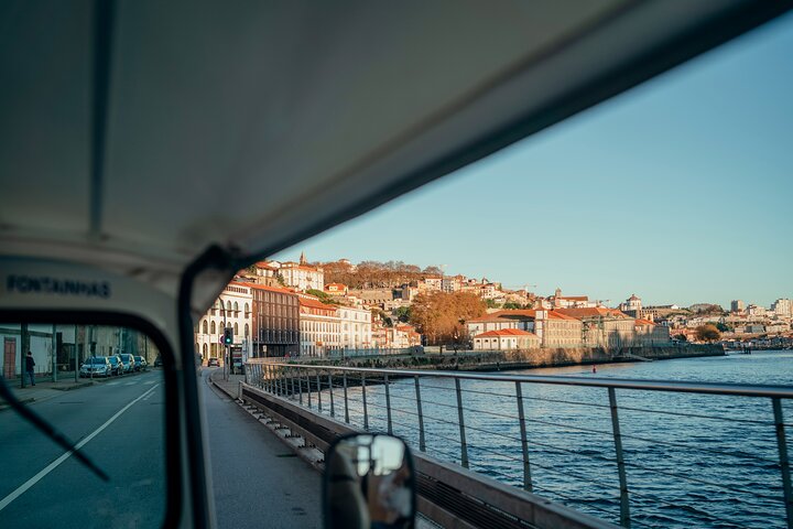 Discover Porto & Gaia Highlights by Private Tuk Tuk (2–4H)