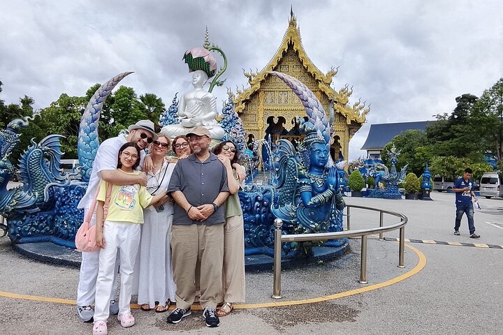 ChiangRai Guided 7 Major Sites+Buffet Lunch #All ticket included