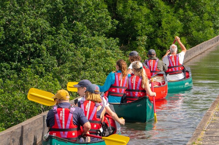 Pontcysyllte Aqueduct Canoe Tours in Llangollen