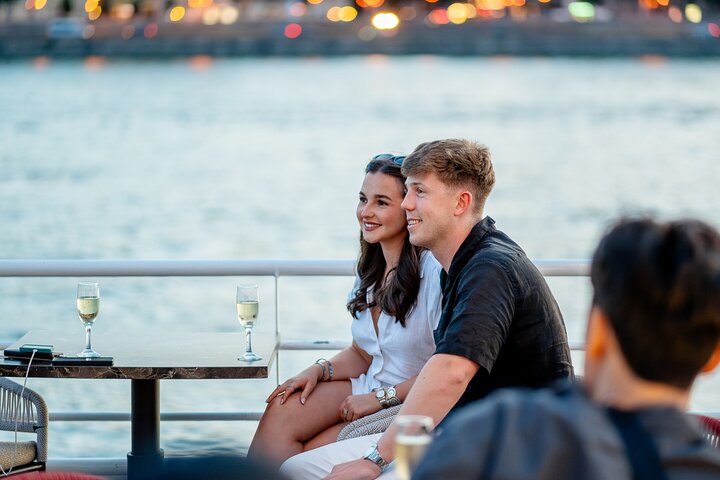Unlimited Prosseccoo, Beer, Aperol & Limoncello Spritz Cruise