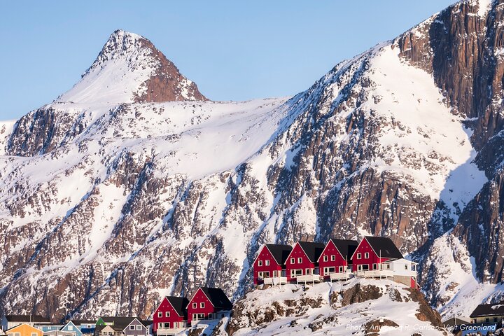 Nuuk City Highlights by Car with Greenlandic Tasting