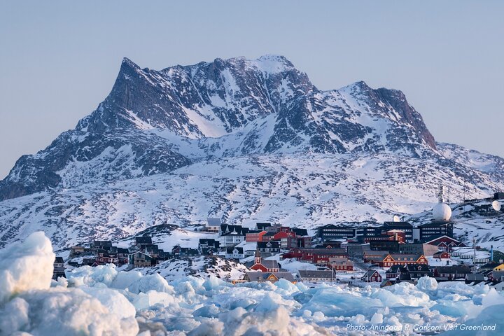 Nuuk City Highlights by Car with Greenlandic Tasting