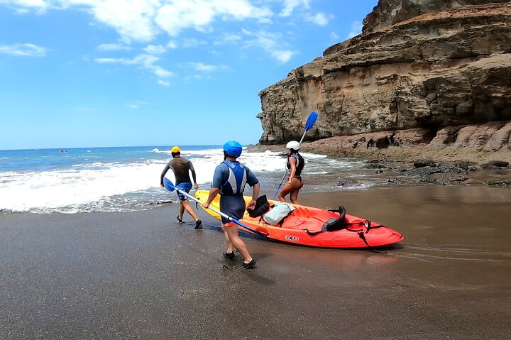 Kayaking Adventure Route with Snorkeling in Mogan Caves
