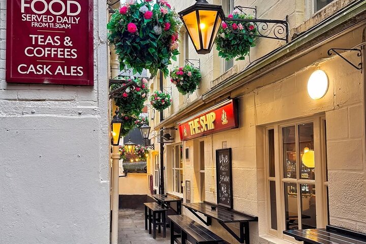 Leeds Ghost Tour Explore the Haunting History of Leeds