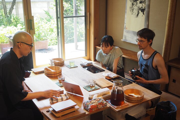 Vegan Sushi Class in Tokyo–6 Kinds, Cultural Story & Full Meal