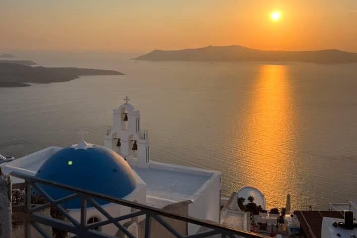 Santorini Luxury Private Airport, Port & Hotel Transfer