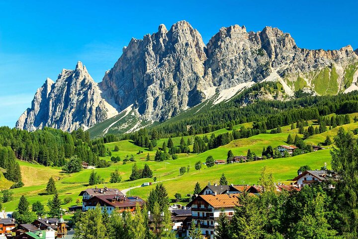 Transfer from Cortina d' Ampezzo to Venice