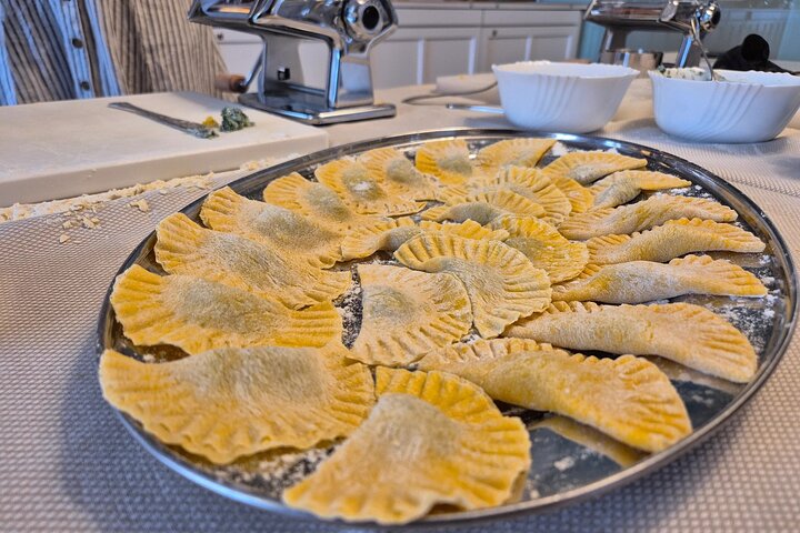 Verona in Arena : Pasta and Tiramisu Cooking Course with Wine
