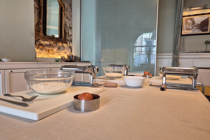 Verona in Arena : Pasta and Tiramisu Cooking Course with Wine
