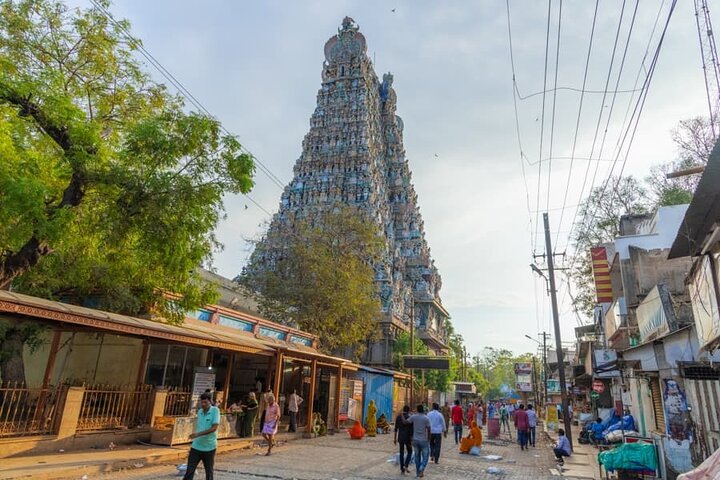 Madurai Marvels: Temples and Palaces Private Tour From Trichy