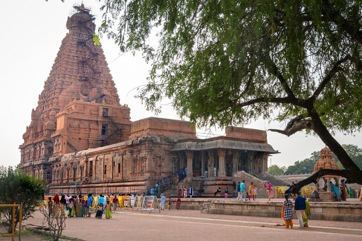 Heritage Trail: Thanjore & Velankanni Excursion From Trichy