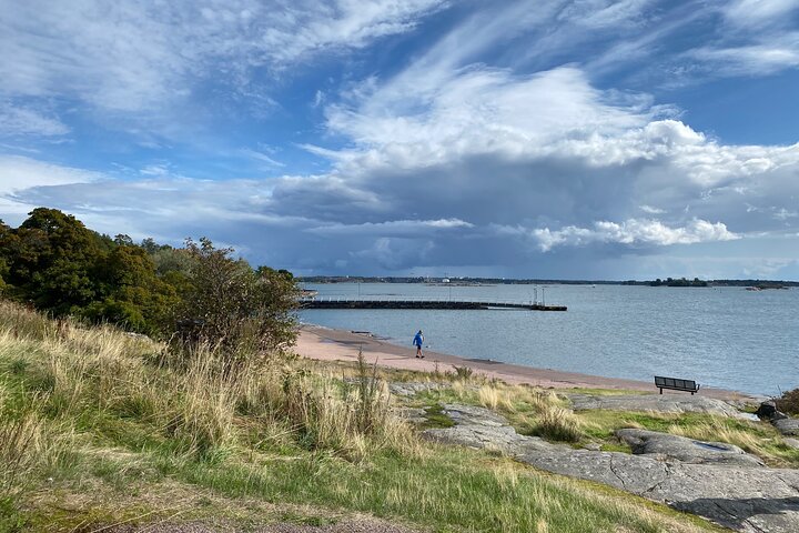 Helsinki and Suomenlinna Day Tour with Ferry Ride