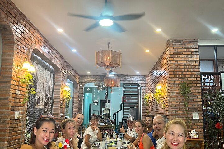 Hue city Deluxe Group Tour (Daily Tour-12 pax max)