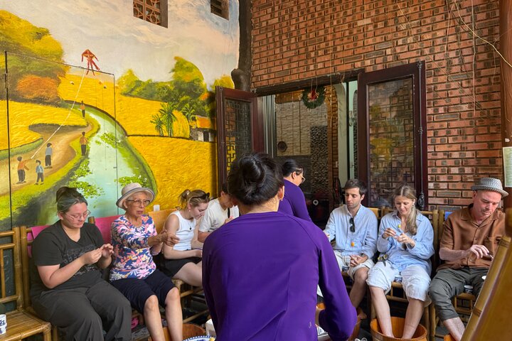 Hue city Deluxe Group Tour (Daily Tour-12 pax max)