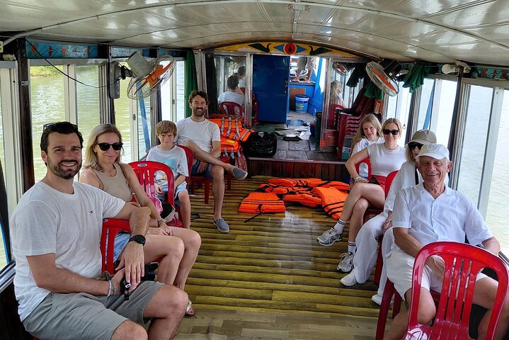 Hue city Deluxe Group Tour (Daily Tour-12 pax max)