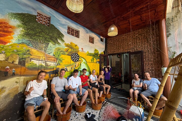 Hue city Deluxe Group Tour (Daily Tour-12 pax max)