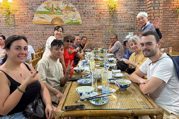 Hue city Deluxe Group Tour (Daily Tour-12 pax max)