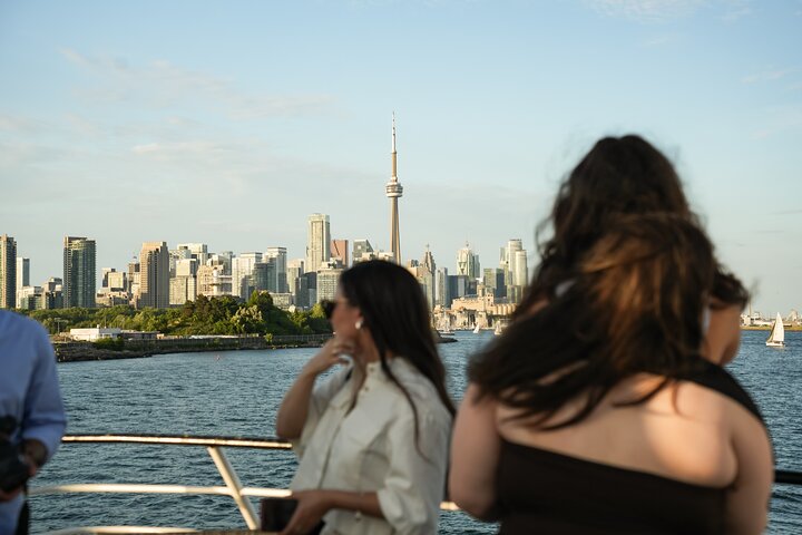 Toronto Premier Dinner Cruise on Odyssey in Toronto Harbour