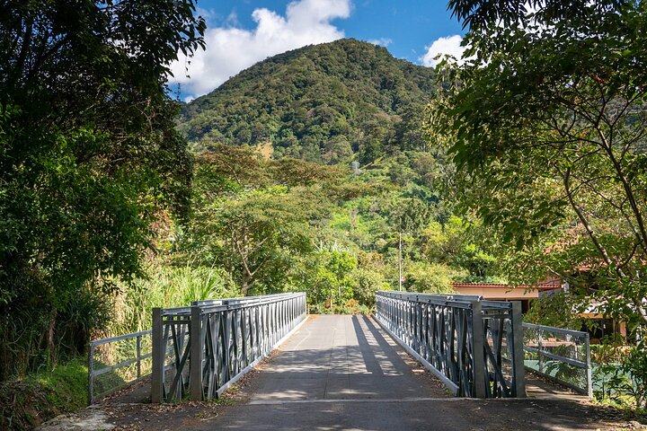 Boquete Adventure - E-Bike Tour (2 hrs.) (2 Person Min.)