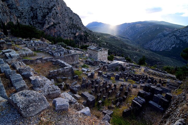 Mystic Deplhi Private Tour with Licensed Guide