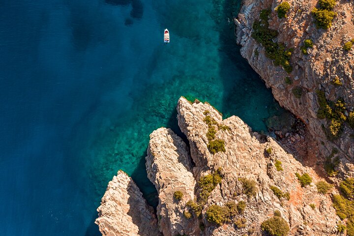 Private Boat Rental in Agios Nikolaos With Optional Skipper