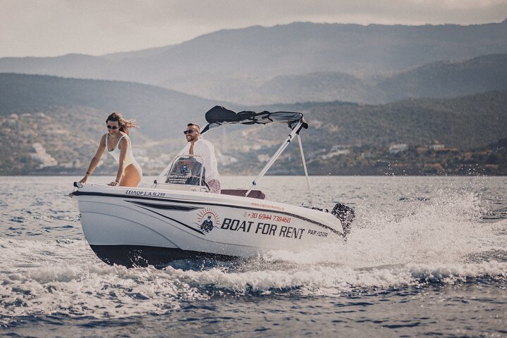Private Boat Rental in Agios Nikolaos With Optional Skipper