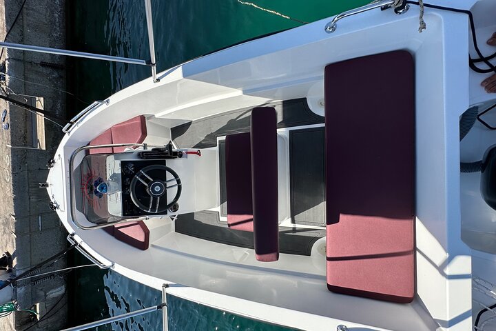Private Boat Rental in Agios Nikolaos With Optional Skipper