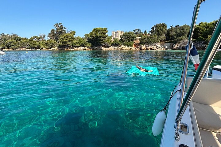 Cannes Private Boat Tour to the Lérins Islands – Relax & Snorkel