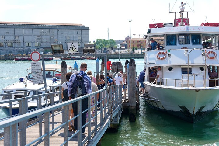 Venice Full-Day Tour from Lake Garda