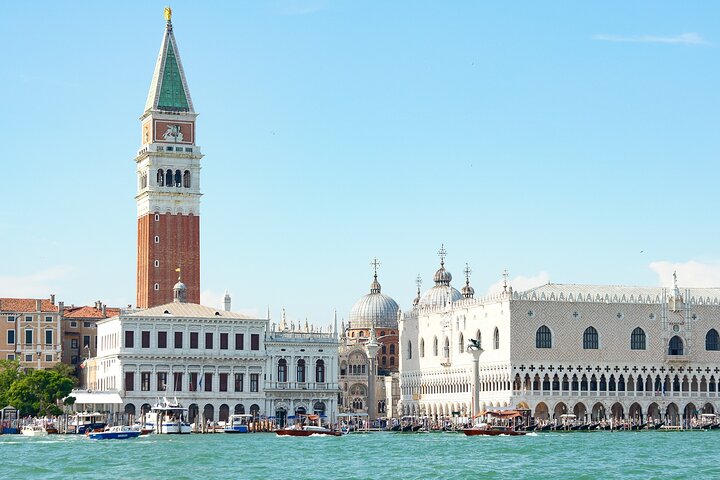 Venice Full-Day Tour from Lake Garda