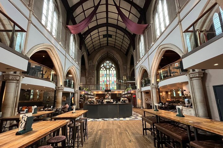 Nottingham Private Historic Pub Tour with Free Drinks