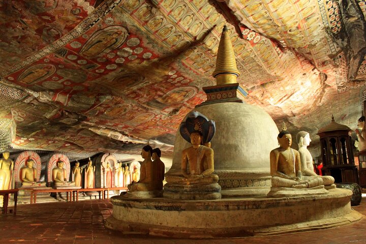 Sigiriya Rock Dambulla Cave Temple and Village Tour from Galle