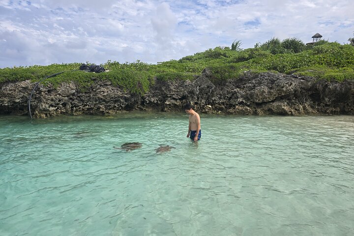 Efate Half Day Trip, Eton Beach, Blue Lagoon and Lunch at Turtle