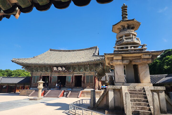 Gyeongju's Top Attractions on Private Tour with a Licensed guide