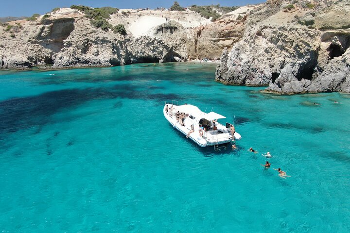 Milos: Half-Day Speedboat Cruise to Kleftiko with snorkeling tour