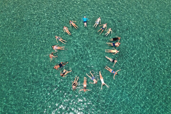 Milos: Half-Day Speedboat Cruise to Kleftiko with snorkeling tour